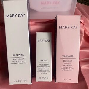 Mary Kay Timewise Skincare Trio in White and Pink